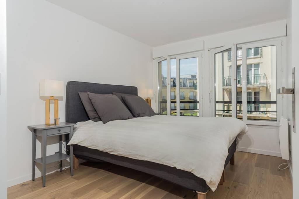 Lovely Apartment Close To A Big Shopping Mall Серри Экстерьер фото